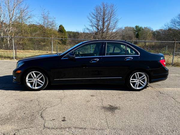 Mercedes Benz C300 4x4 4WD Navigation Bluetooth Sunroof Automatic... for sale in tri-cities, TN, TN – photo 5