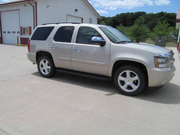2007 Chevrolet Tahoe 1500, Gold (SHARP--REDUCED) for sale in Council Bluffs, IA