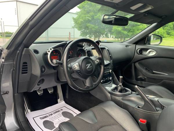 2016 Nissan 370Z Touring 6-Speed Manual Transmission for sale in Jeffersonville, KY – photo 9
