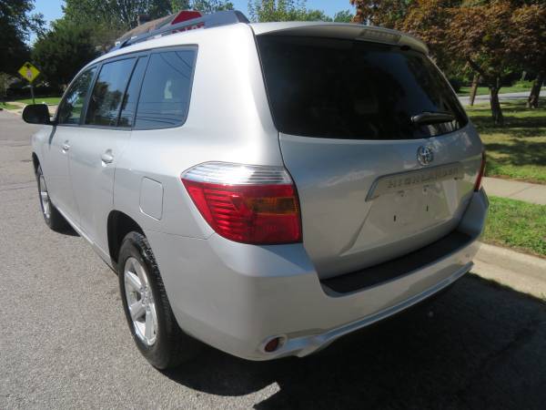 2010 Toyota Highlander 106K 4WD 3RD ROW ROOF RACK RUNS MINT for sale in Baldwin, NY – photo 6