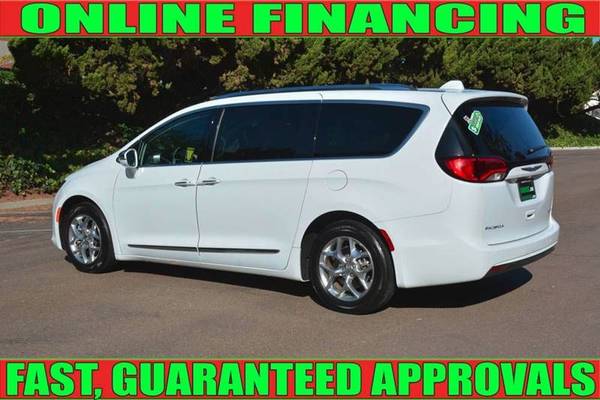 2018 Chrysler Pacifica Limited *** JUST LIKE NEW, CAR FAX CERTIFIED,... for sale in National City, CA – photo 5