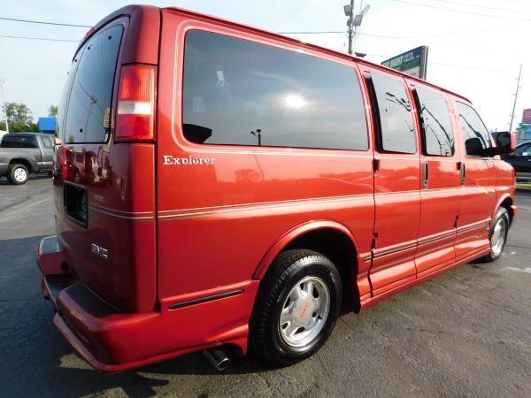 05 GMC Savana Explorer SE Conversion Van ( All Wheel Drive ) for sale in Fort Wayne, IN – photo 12