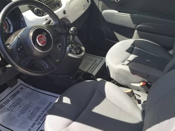 2013 fiat 500, cold a/c, 107k miles, excellent mpg great commuter -... for sale in Yakima, WA – photo 4