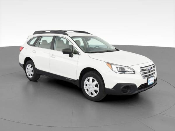 2016 Subaru Outback 2.5i Wagon 4D wagon White - FINANCE ONLINE -... for sale in Fort Myers, FL – photo 15