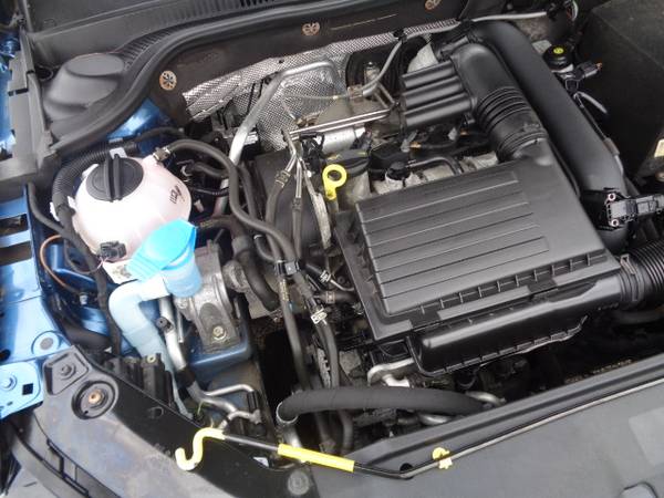 2017 VW Volkswagen Jetta All Power 5-Speed IPOD MP3 1-Owner Clean for sale in Hampton Falls, NH – photo 24