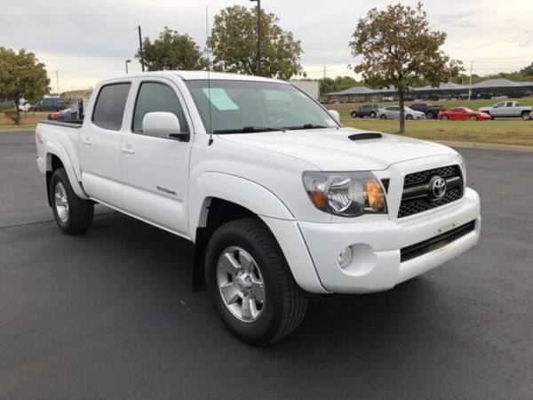 2011 Toyota Tacoma PreRunner V6 for sale in Georgetown, TX – photo 8