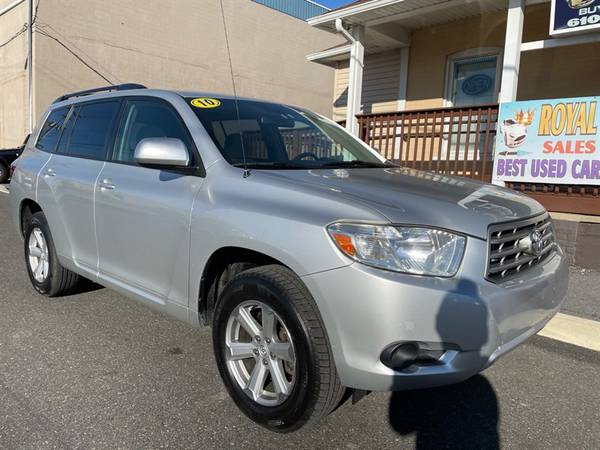 2010 Toyota Highlander 4WD - - by dealer - vehicle for sale in Allentown, PA – photo 2