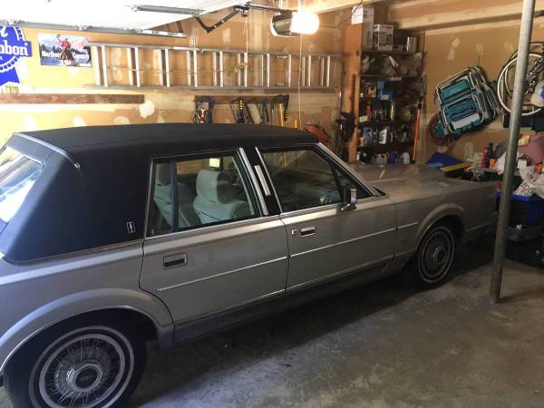 1988 Lincoln Town Car Florida 113k Fuel Injected for sale in Colonie, NY