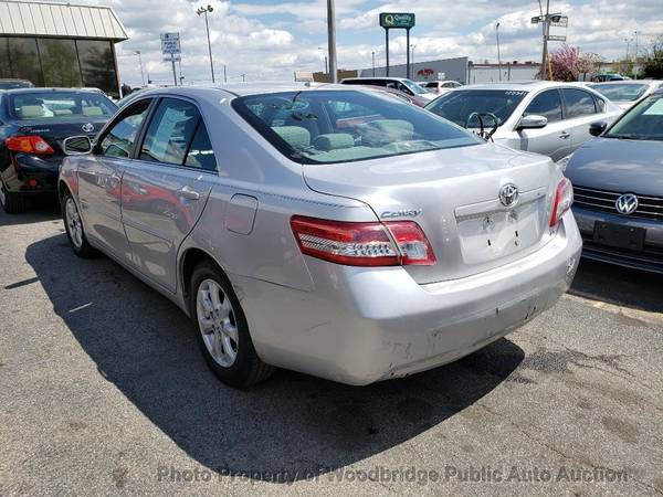 2011 Toyota Camry Silver - - by dealer - vehicle for sale in Woodbridge, District Of Columbia – photo 4