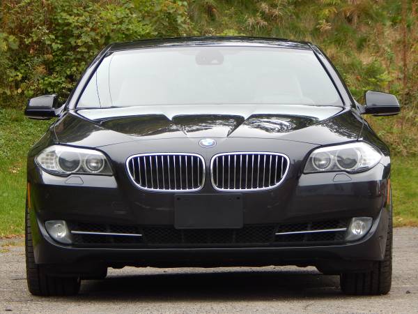 2012 BMW 535 I XDRIVE *FULLY LOADED*LANE ASSIT*QUALITY AWD SEDAN* for sale in binghamton, NY – photo 2
