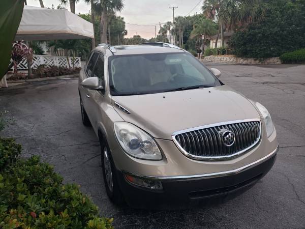 2009 Buick enclave CXL-1 SUPER LOW MILEAGE PRICE REDUCTIO - cars &... for sale in Clearwater, FL – photo 8