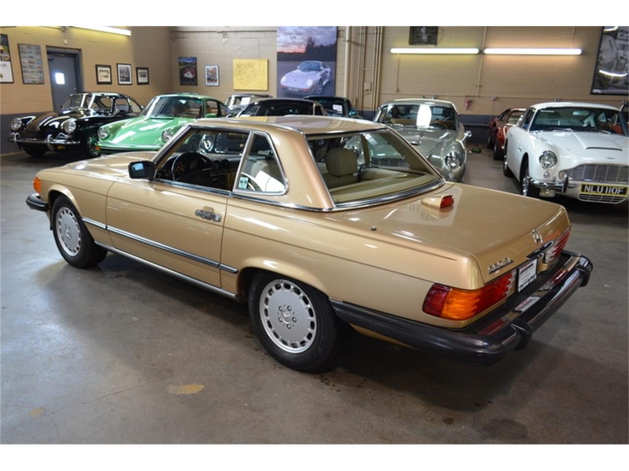 1986 Mercedes-Benz 560SL for sale in Huntington Station, NY – photo 8