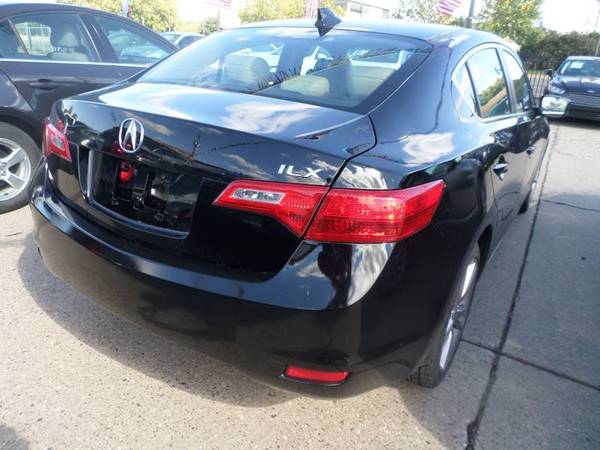 2013 Acura ILX 2.0L w/Tech 4dr Sedan w/Technology Package 62435 Miles for sale in Saint Paul, MN – photo 8
