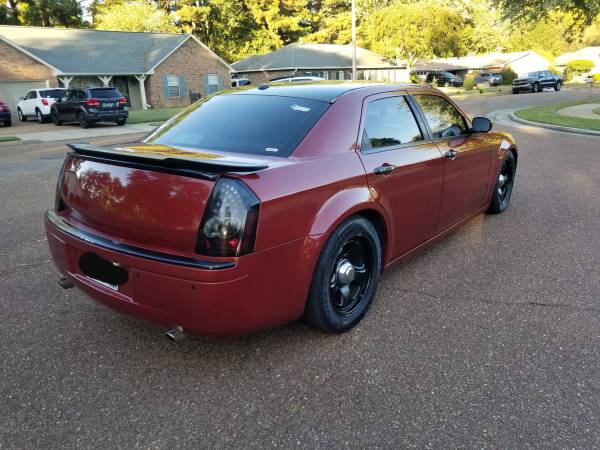 CHRYSLER 300 (HEMI Engine with cams) for sale in Memphis, TN – photo 5