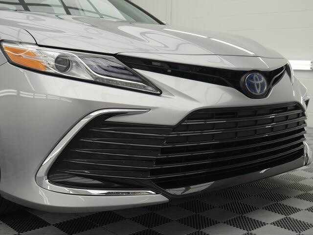 2021 Toyota Camry Hybrid XLE FWD for sale in Lawrence, KS – photo 2
