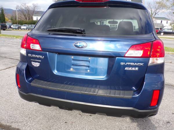 2011 Subaru Outback 2.5I - cars & trucks - by dealer - vehicle... for sale in Salem, VA – photo 5