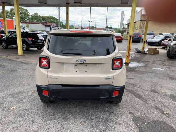 2015 Jeep Renegade Limited 4x4 for sale in Louisville, KY – photo 6