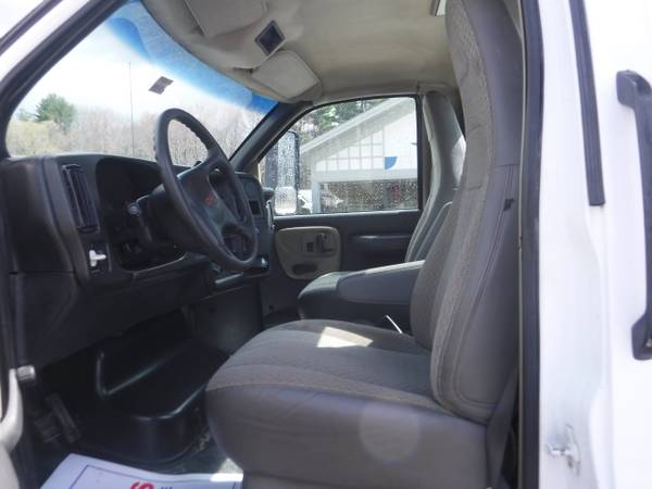 2004 GMC TC5500 Regular Cab - - by dealer - vehicle for sale in Auburn, ME – photo 10