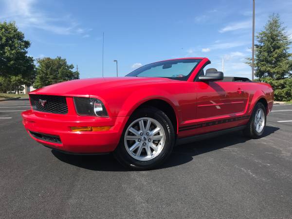 2007 Ford Mustang Premium Convertible LOW MILES for sale in Mount Joy, PA