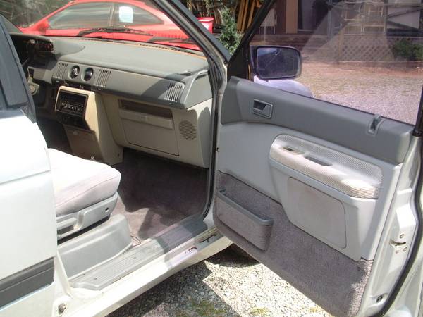 1992 Mazda MPV, Loaded, Dual A/C, low miles for sale in Ellijay, GA – photo 12