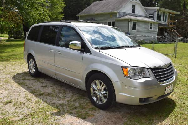 2008 Chrysler Town & Country Touring for sale in Pound, WI – photo 2