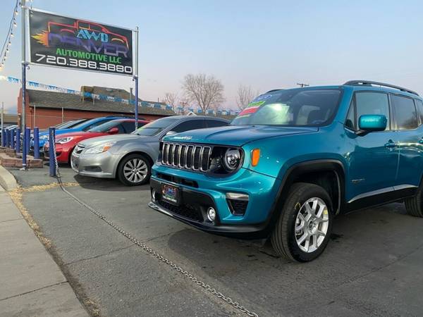 2019 Jeep Renegade Latitude 4x4 4dr SUV - - by dealer for sale in Englewood, CO – photo 2