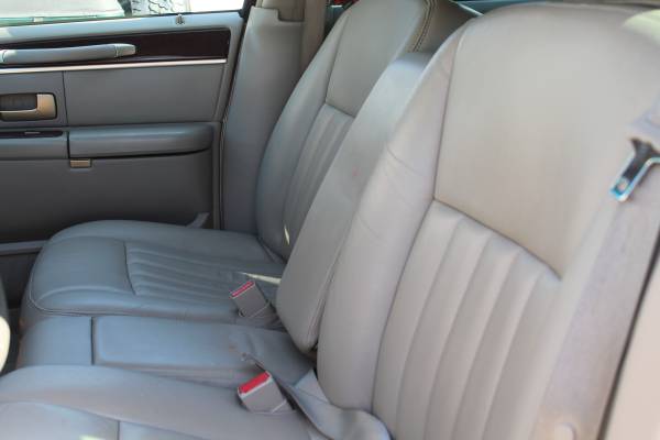 2006 LINCOLN TOWN CAR 4D V8 SIGNATURE SEDAN. WE FINANCE ANYONE OAD! for sale in North Hollywood, CA – photo 8