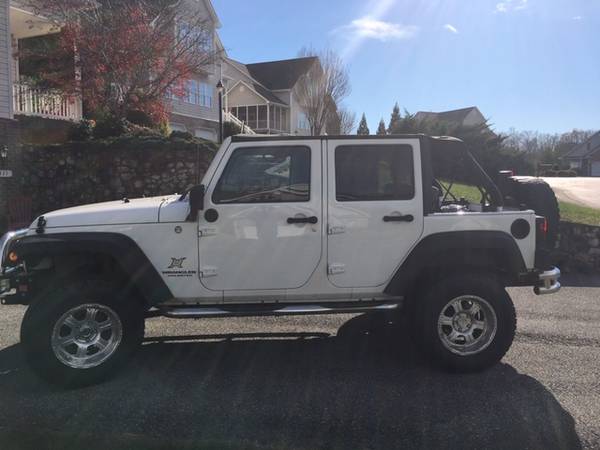 Jeep Wrangler Unlimited - cars & trucks - by owner - vehicle... for sale in Union Hall, VA – photo 4