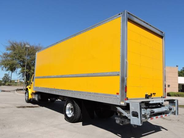 2018 FREIGHTLINER M2 26 FOOT BOX TRUCK W/LIFTGATE with for sale in Grand Prairie, TX – photo 18