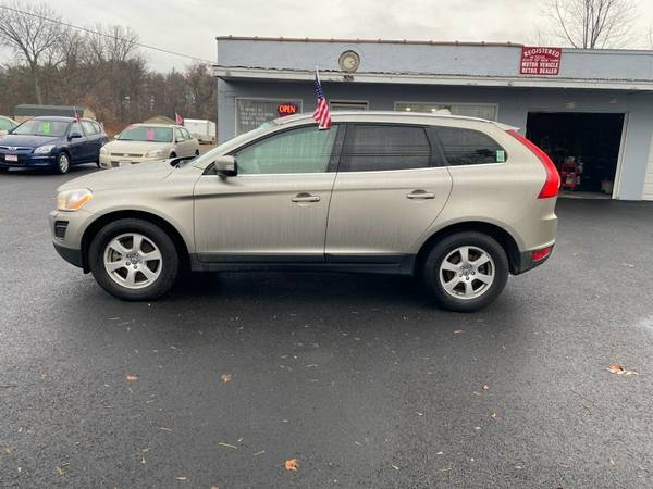 2011 VOLVO XC60 - - by dealer - vehicle automotive sale for sale in Glens Falls, NY – photo 6