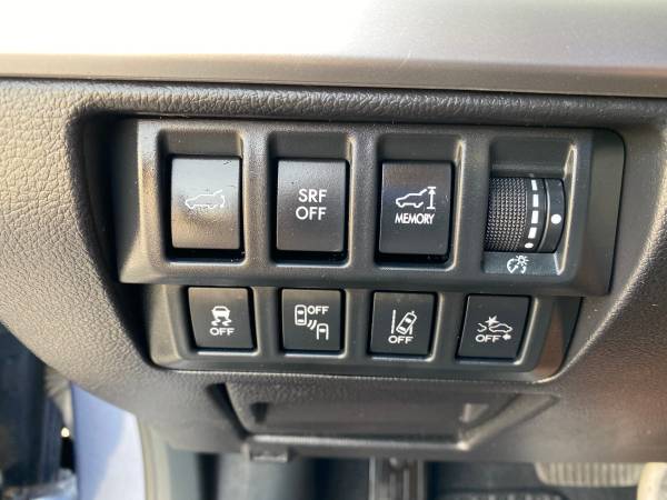 2017 SUBARU OUTBACK AWD / EYESIGHT / NAVIGATION / ONLY 25K MILES !!!... for sale in Omaha, IA – photo 19