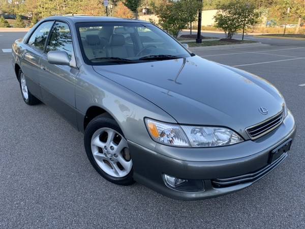 2000 Lexus Es300 - Single Owner - 37k miles only for sale in Oxon Hill, District Of Columbia