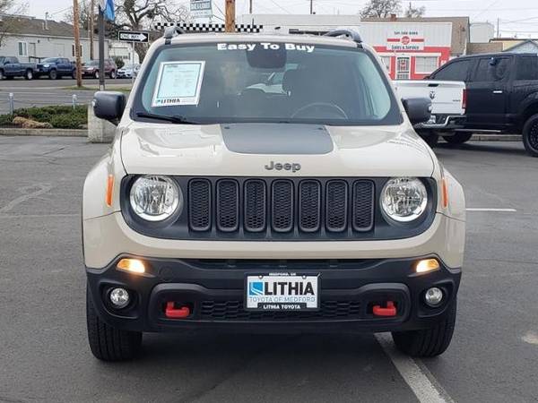 2016 Jeep Renegade 4x4 4WD 4dr Trailhawk SUV - - by for sale in Medford, OR – photo 2