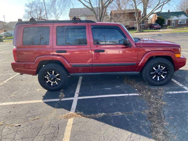 Jeep Commander - cars & trucks - by owner - vehicle automotive sale for sale in Harrison Township, MI – photo 2