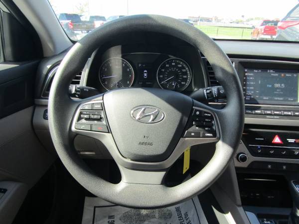 2018 Hyundai Elantra SEL 2 0L Automatic Molten for sale in Omaha, NE – photo 13