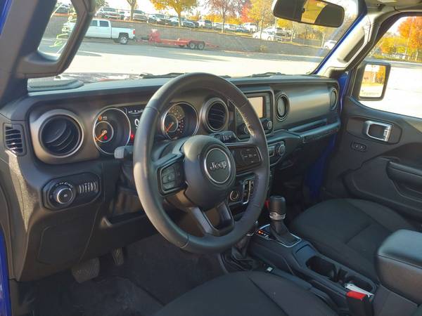 2019 JEEP WRANGLER UNLIMITED SPORT LOW MILES! HARD TOP! CLEAN... for sale in Norman, TX – photo 6