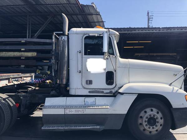 1996 Freightliner FLD120 Day Cab for sale in Los Angeles, AZ – photo 2
