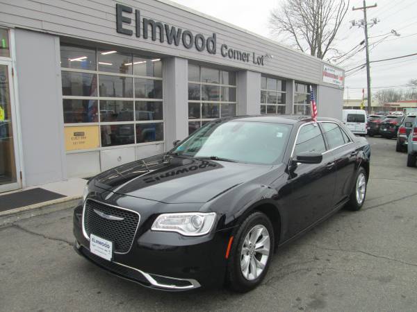 2015 CHRYSLER 300 LIMITED IN MINT CONDITION - - by for sale in East Providence, RI