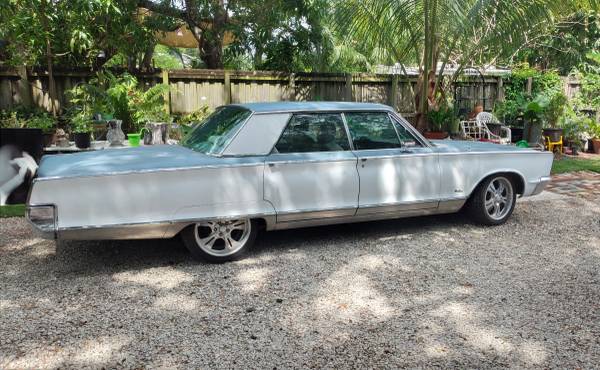 1966 Chrysler New Yorker for sale in Miami, FL