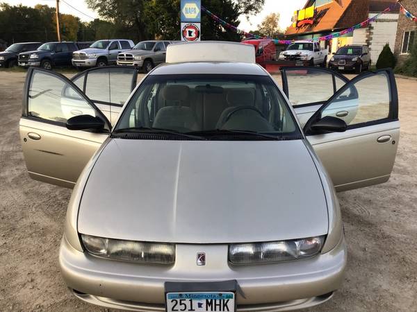 1999 Saturn SL2 - stick shift - 38 MPG/hwy - 1 OWNER - very good tires for sale in Farmington, MN – photo 5