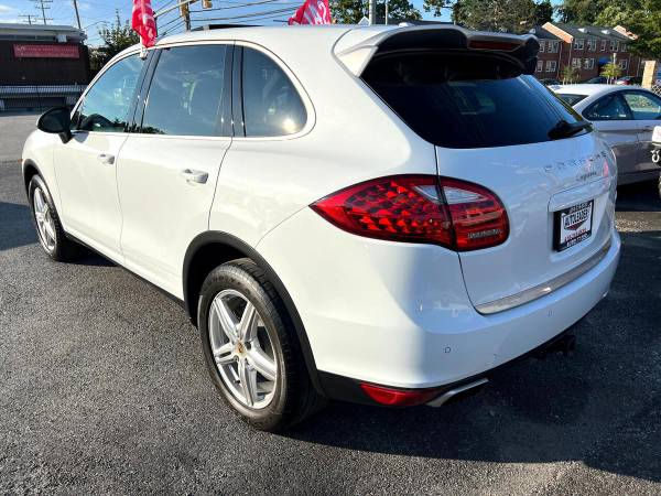 2014 Porsche Cayenne AWD 4dr Platinum Edition - 100s of Positive C for sale in Baltimore, MD – photo 13