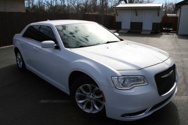 2016 Chrysler 300 4dr Sdn Touring RWD - - by dealer for sale in MOORE, OK – photo 2