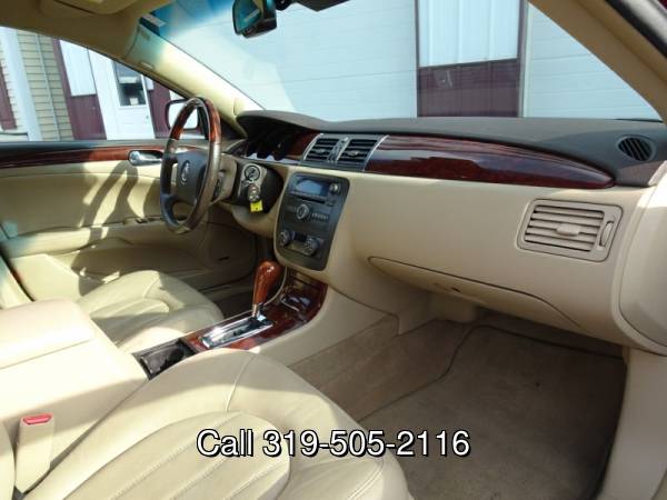 2009 Buick Lucerne CXL - - by dealer - vehicle for sale in Waterloo, MN – photo 17