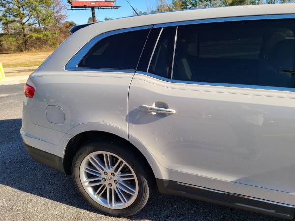 2019 lincoln mkt awd reserve 30k miles for sale in Hartsville, SC – photo 3