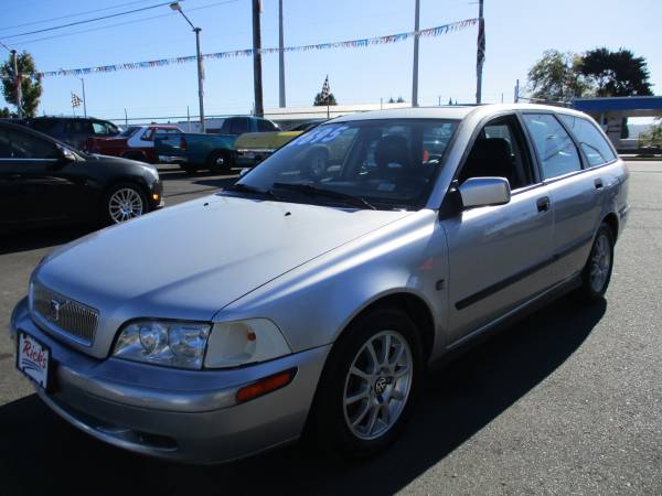 2001 VOLVO V40 WAGON 187k - - by dealer - vehicle for sale in Longview, OR – photo 3