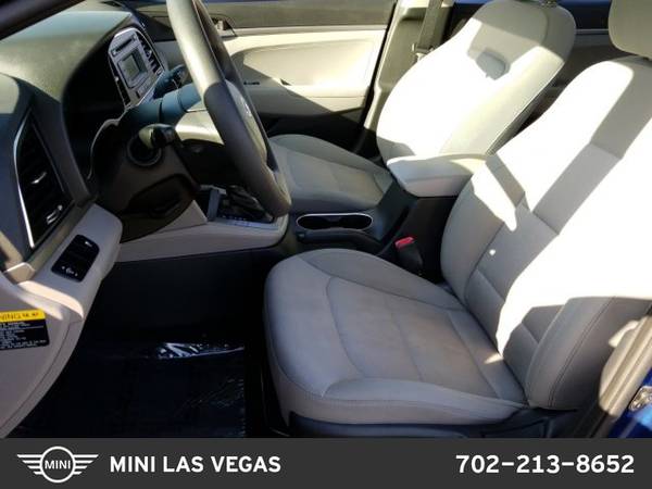 2017 Hyundai Elantra SE SKU:HH097685 Sedan for sale in Las Vegas, NV – photo 14