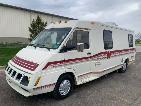 Winnebago Lesharo Motorhome 64k mile - - by dealer for sale in Brookings, SD