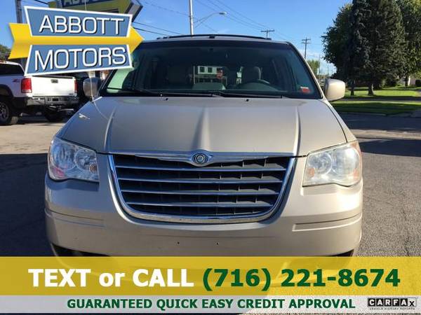 2009 Chrysler Town Country Touring - FINANCING FOR ALL CREDIT SITUATIO for sale in Lackawanna, NY – photo 8