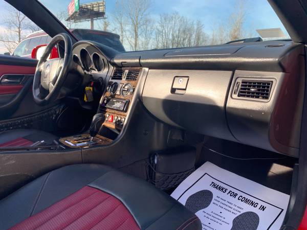 2004 Mercedes SLK 32 AMG Red w/ Red/Black Leather Hard Top... for sale in Jeffersonville, KY – photo 18
