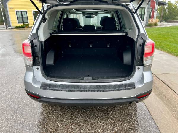 2017 Subaru Forester Premium for sale in Grand Rapids, MI – photo 15